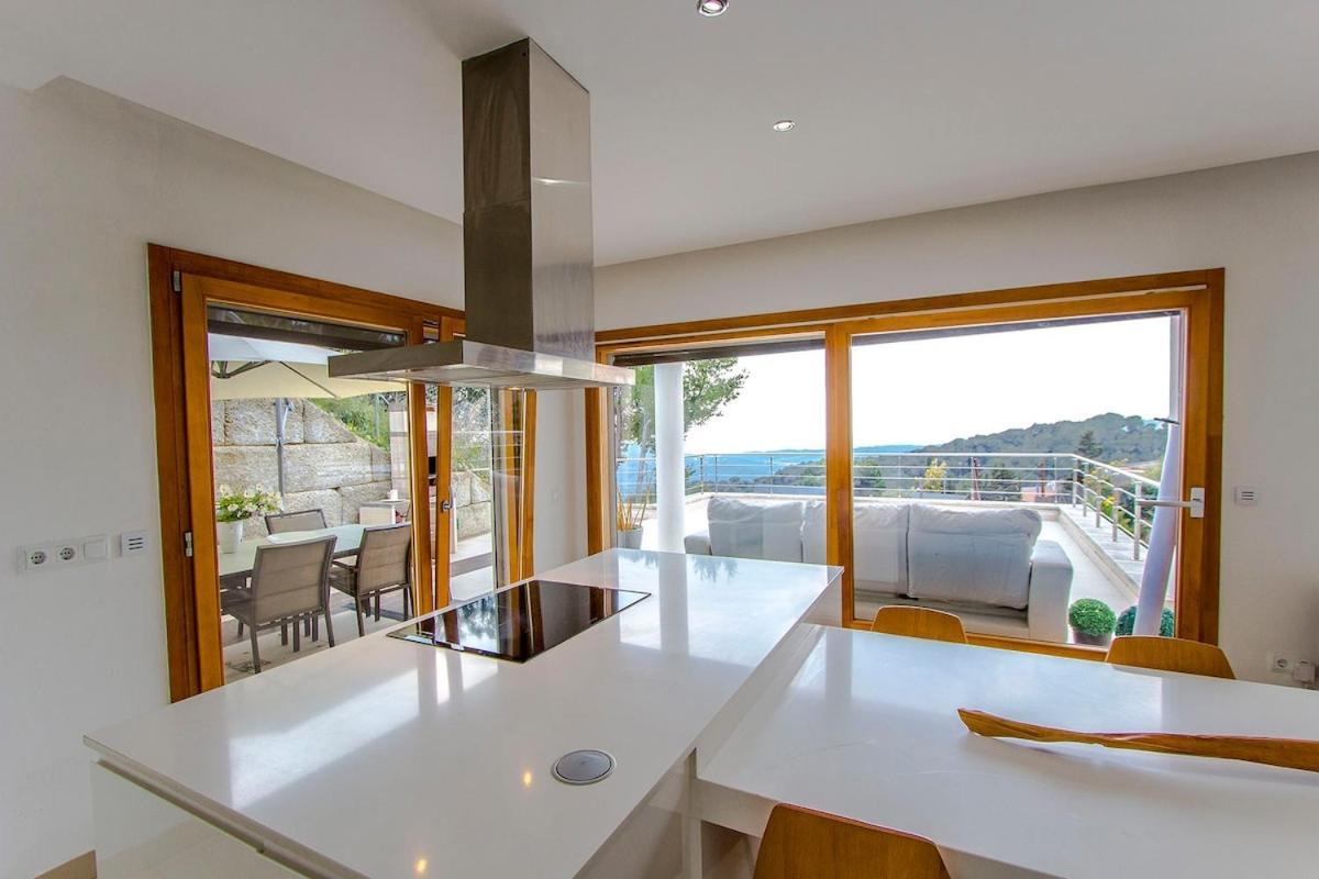 Sant Cebrià de Vallalta Catalunya Casas Modern Magnificence , Only A Few Km To The Beach! מראה חיצוני תמונה